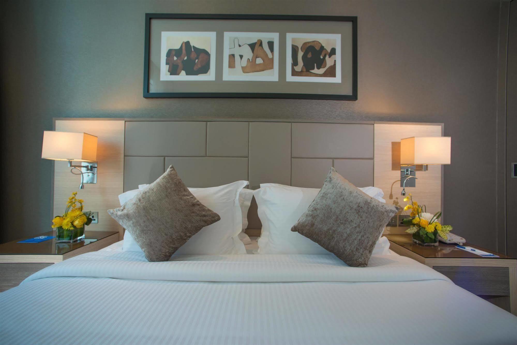 Tryp By Wyndham Abu Dhabi City Center Eksteriør billede